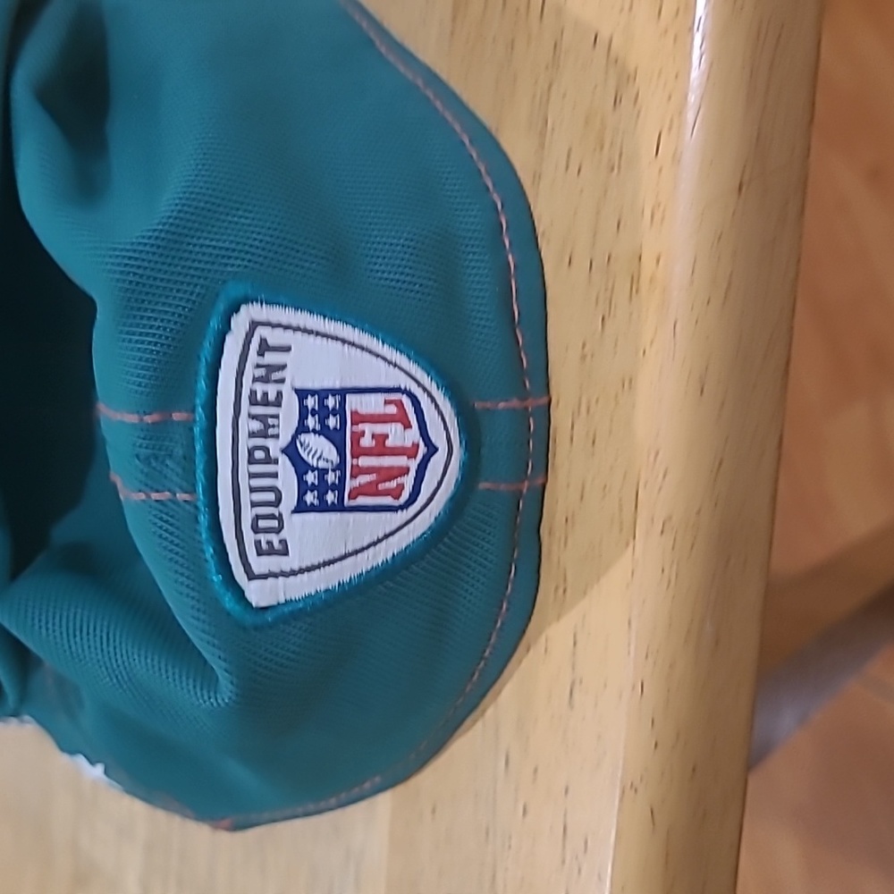 Reebok - Picture 5 of 6